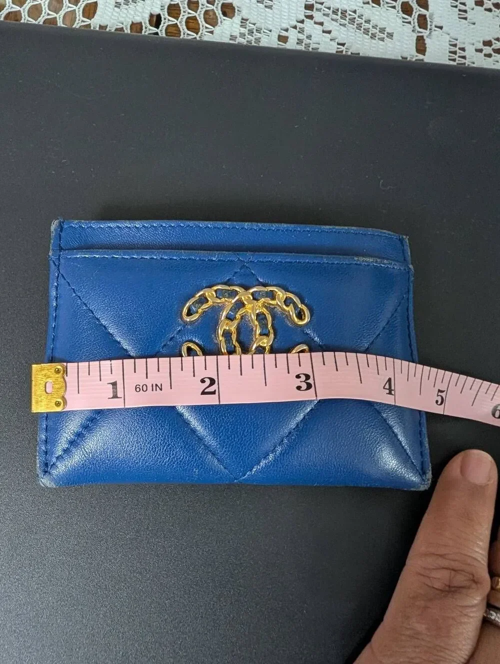 Chanel 19 card holder Quilted leather